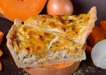 Кіш гарбузовий з куркою